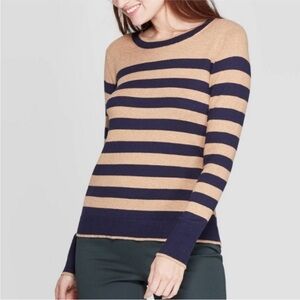 a new day women’s Tan and Navy Striped Crewneck Sweater XL